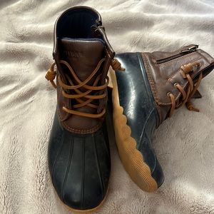 Sperry rain boots!